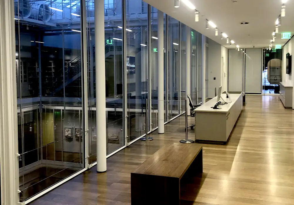 tsart-gallery-interior02